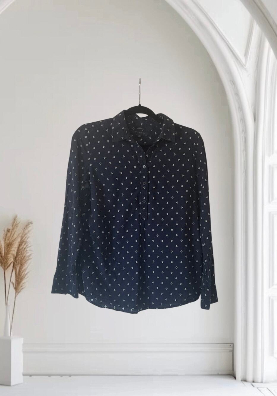 Tommy Hilfiger Blue Ladies Shirt Size Small :)